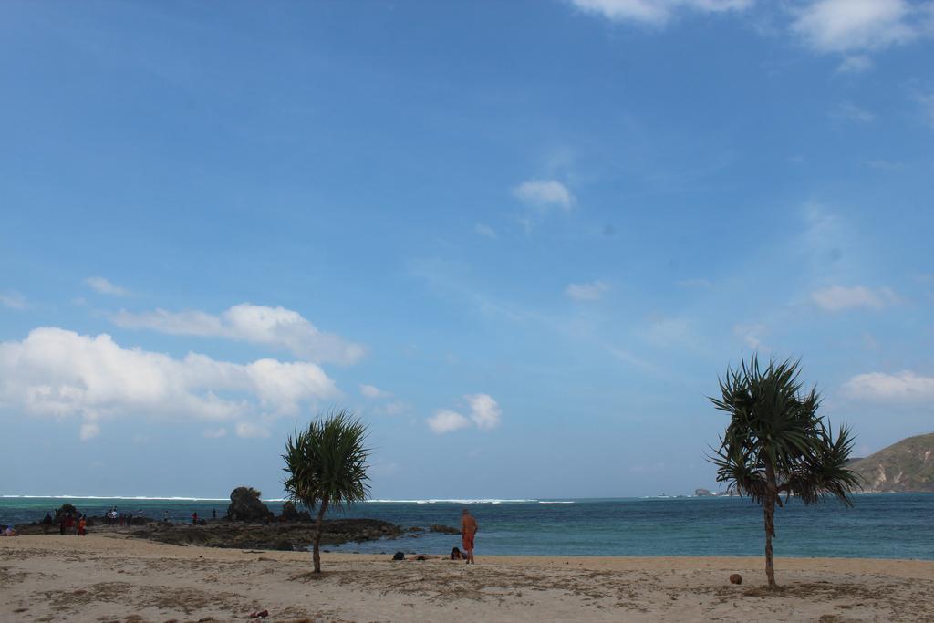 Tastura Beach Hotel Kuta  Εξωτερικό φωτογραφία